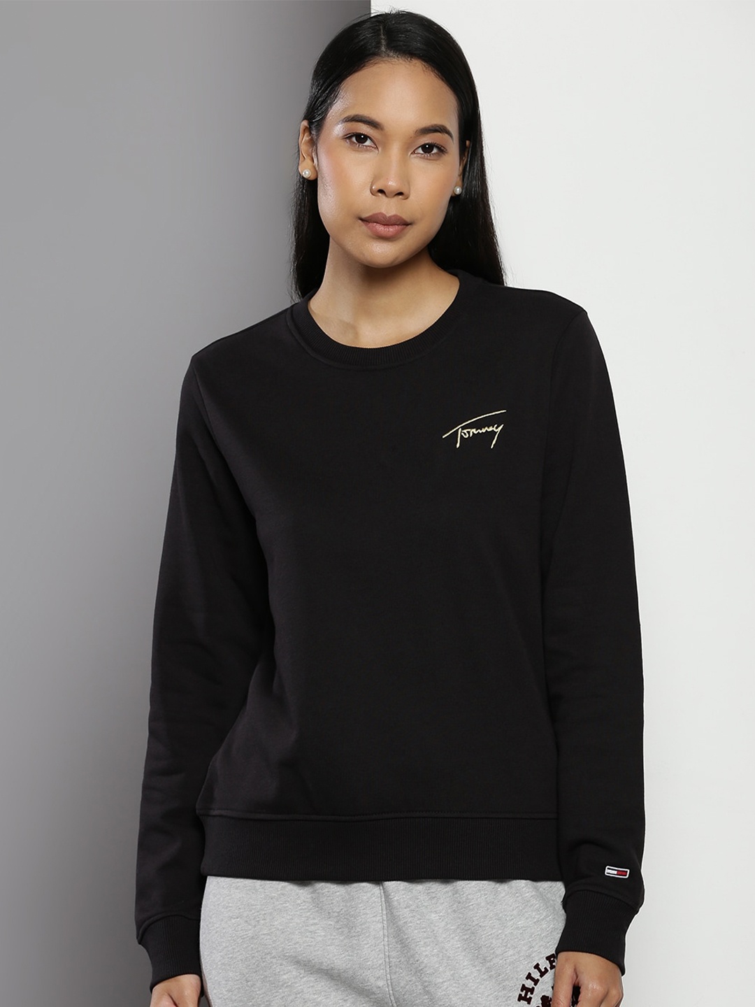 

Tommy Hilfiger Round Neck Cotton Pullover, Black