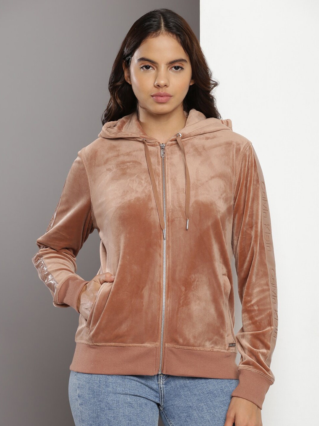 

Calvin Klein Hooded Long Sleeves Sweatshirt, Brown