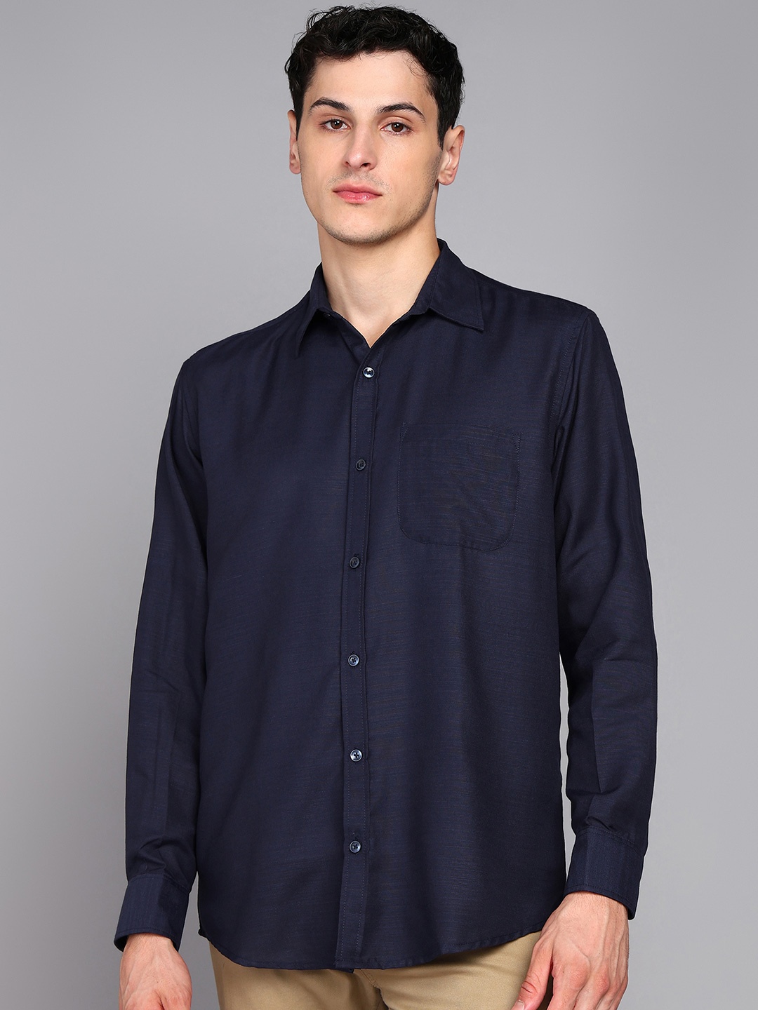 

Metronaut Regular Fit Denim Weave Pure Cotton Casual Shirt, Navy blue