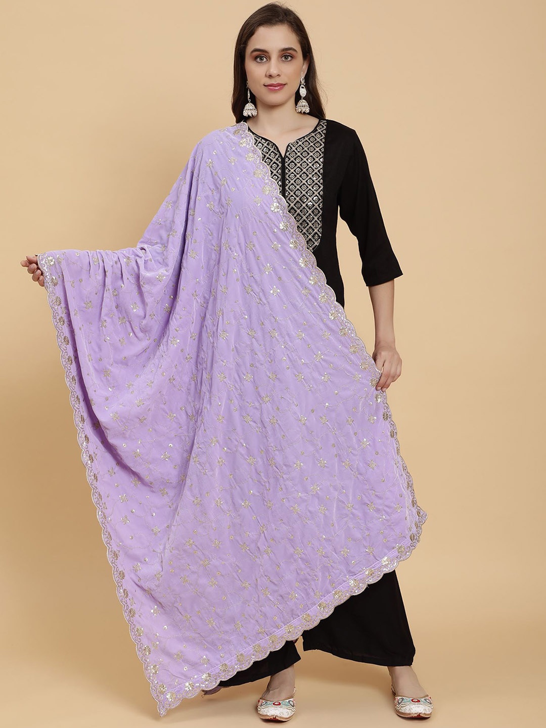 

Moda Chales Floral Embroidered Sequinned Dupatta, Lavender