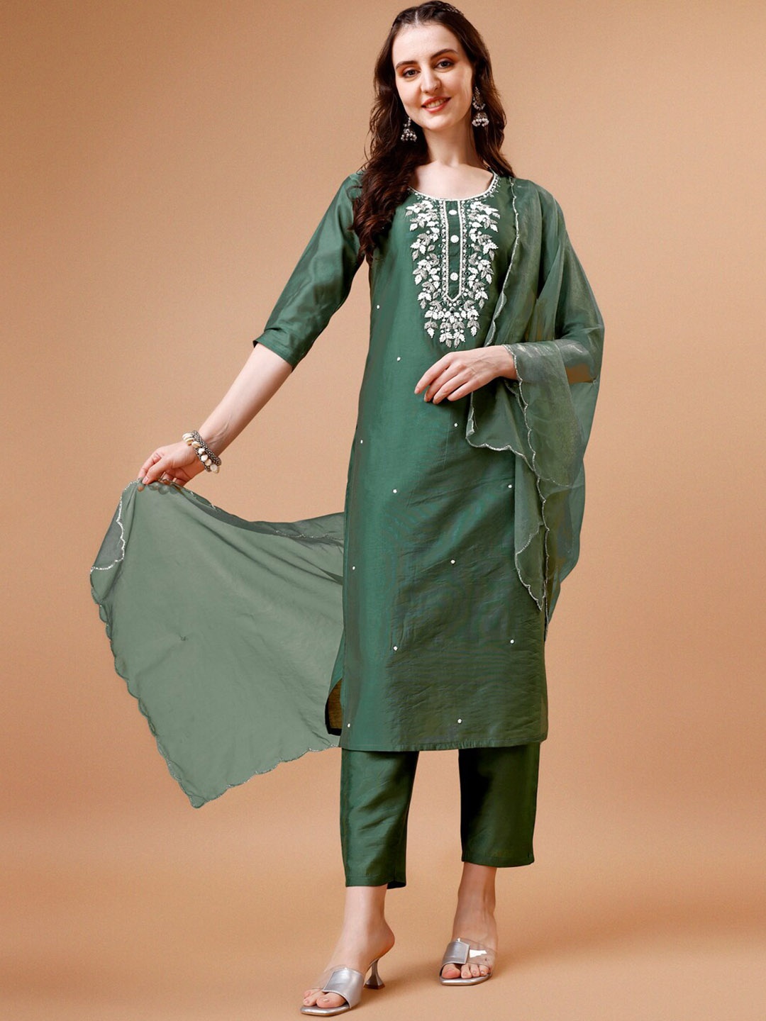

Berrylicious Floral Embroidered Beads and Stones Kurta with Trousers & Dupatta, Green