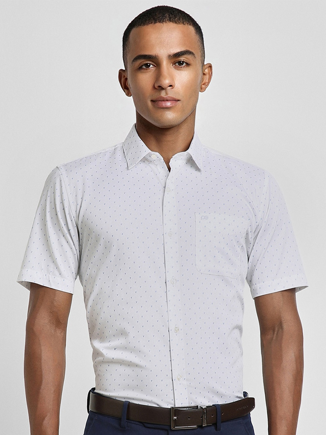 

Peter England Spread Collar Micro Printed Half Sleeves Cotton Formal Shirt, White