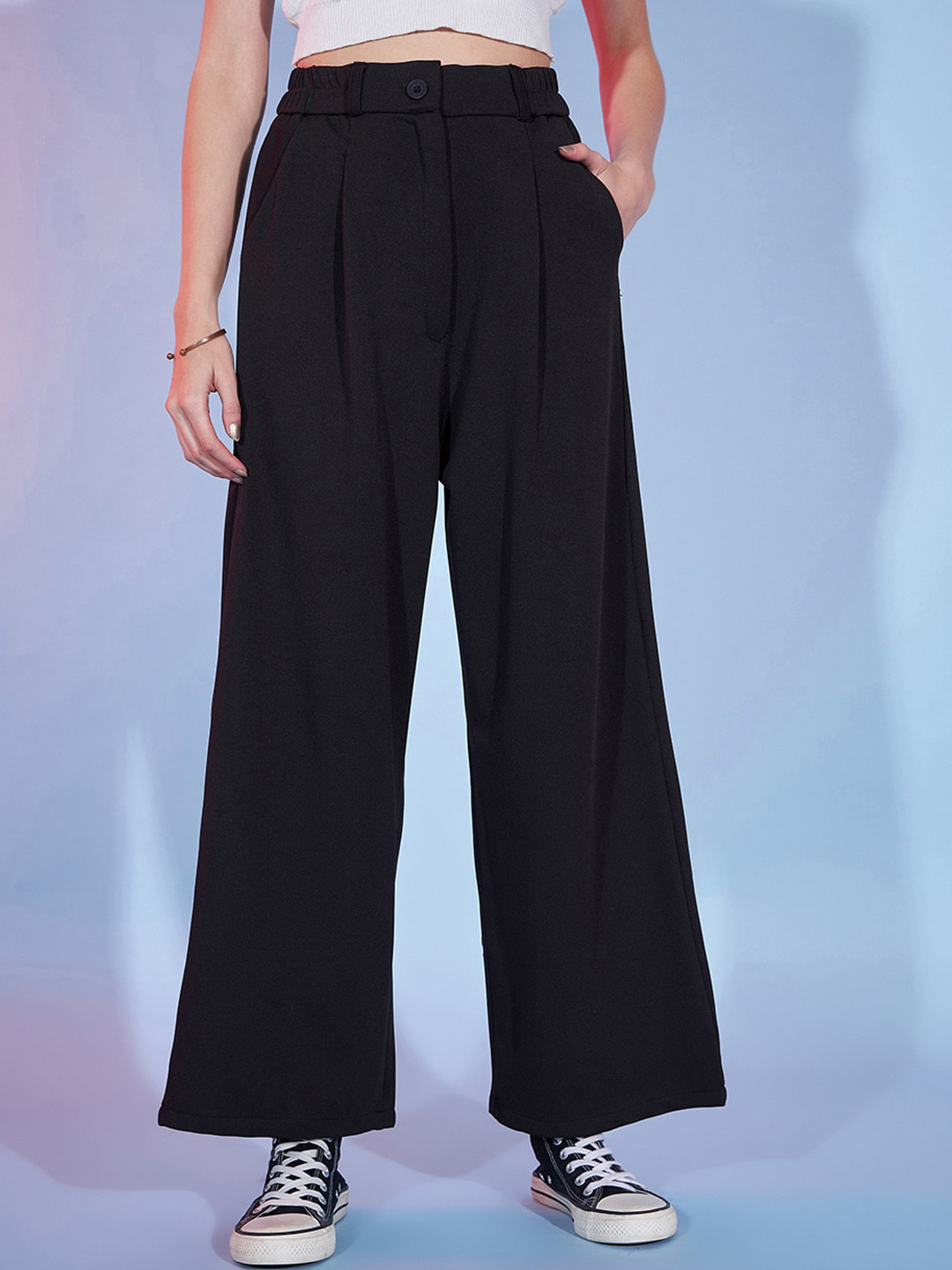 

DressBerry Women Loose Fit High-Rise Easy Wash Pleated Parallel Trousers, Black