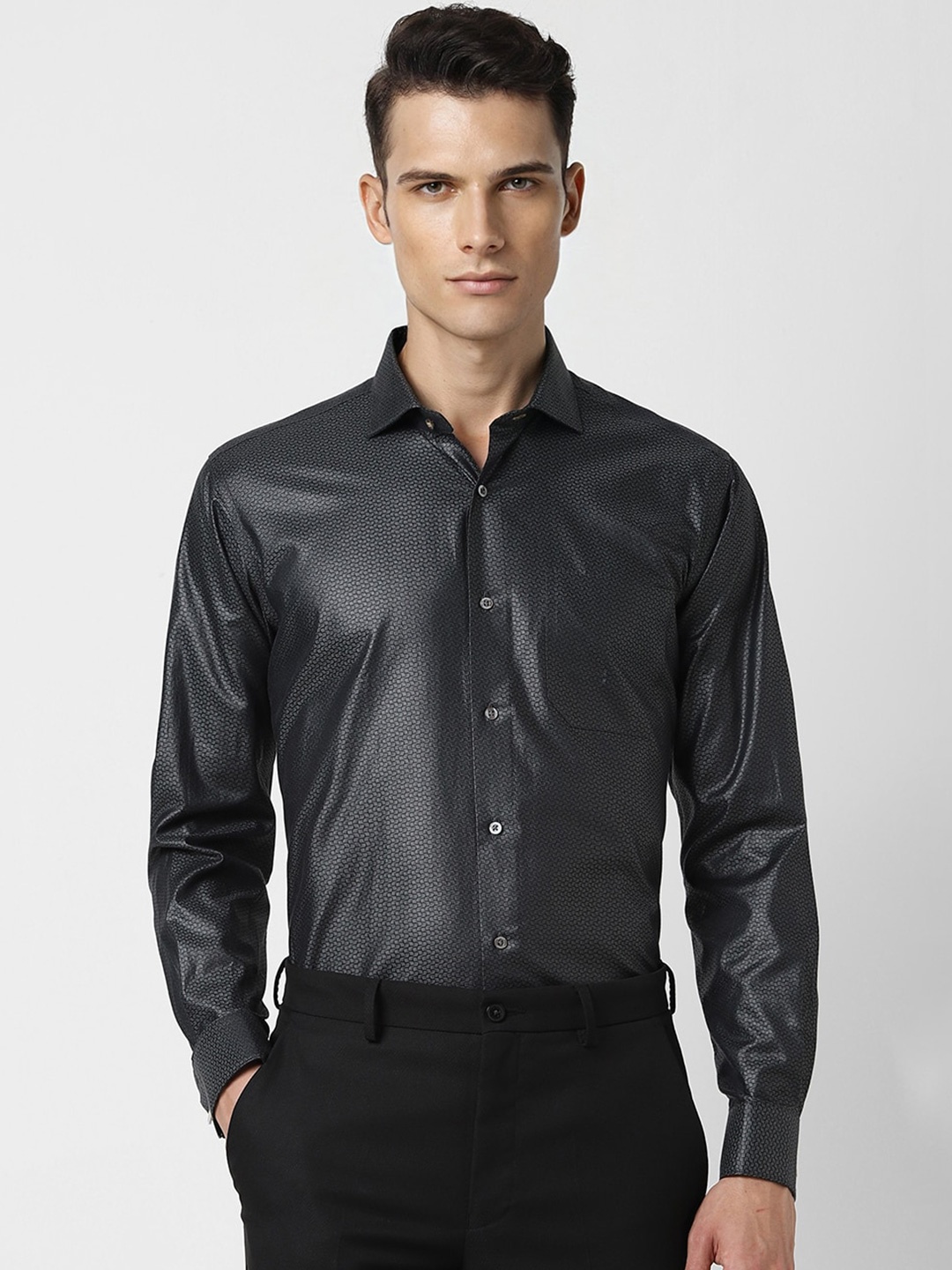 

Van Heusen Abstract Printed Opaque Spread Collar Formal Shirt, Grey