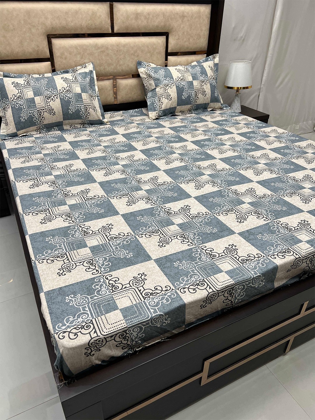 Pure Decor Sapphire Grey Printed Cotton 260 TC Fitted King Bedsheet & 2 Pillow Covers
