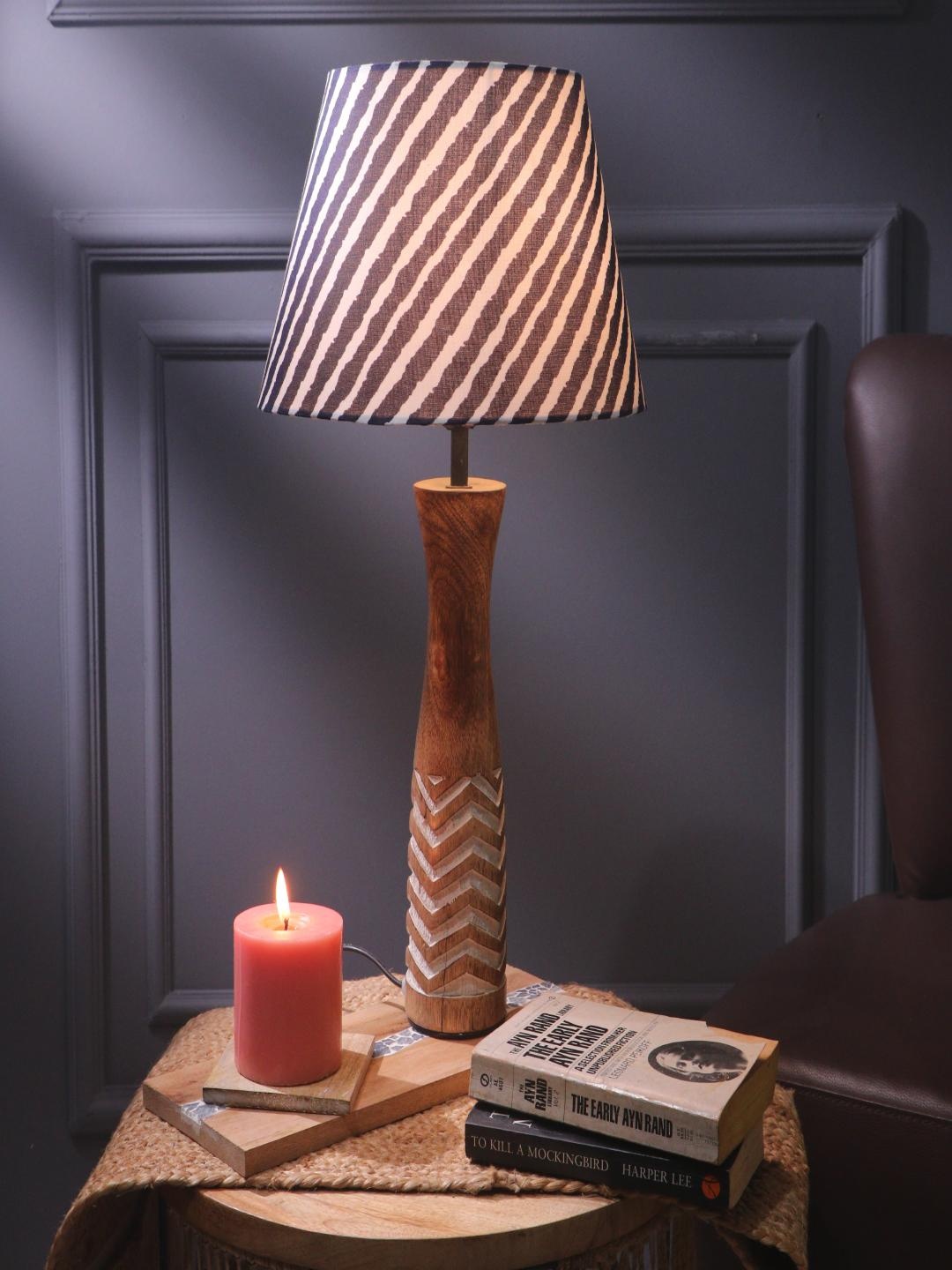 

The Decor Mart Blue & White Striped Frustum Shaped Table Lamp