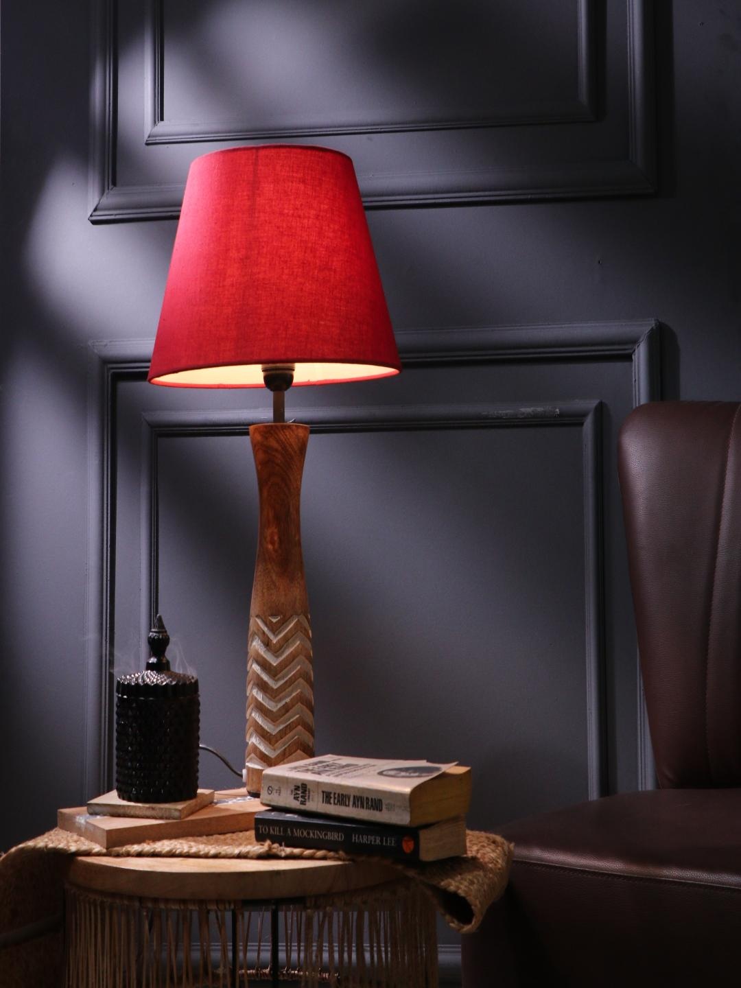 

The Decor Mart White & Red Striped Wooden Table Lamp