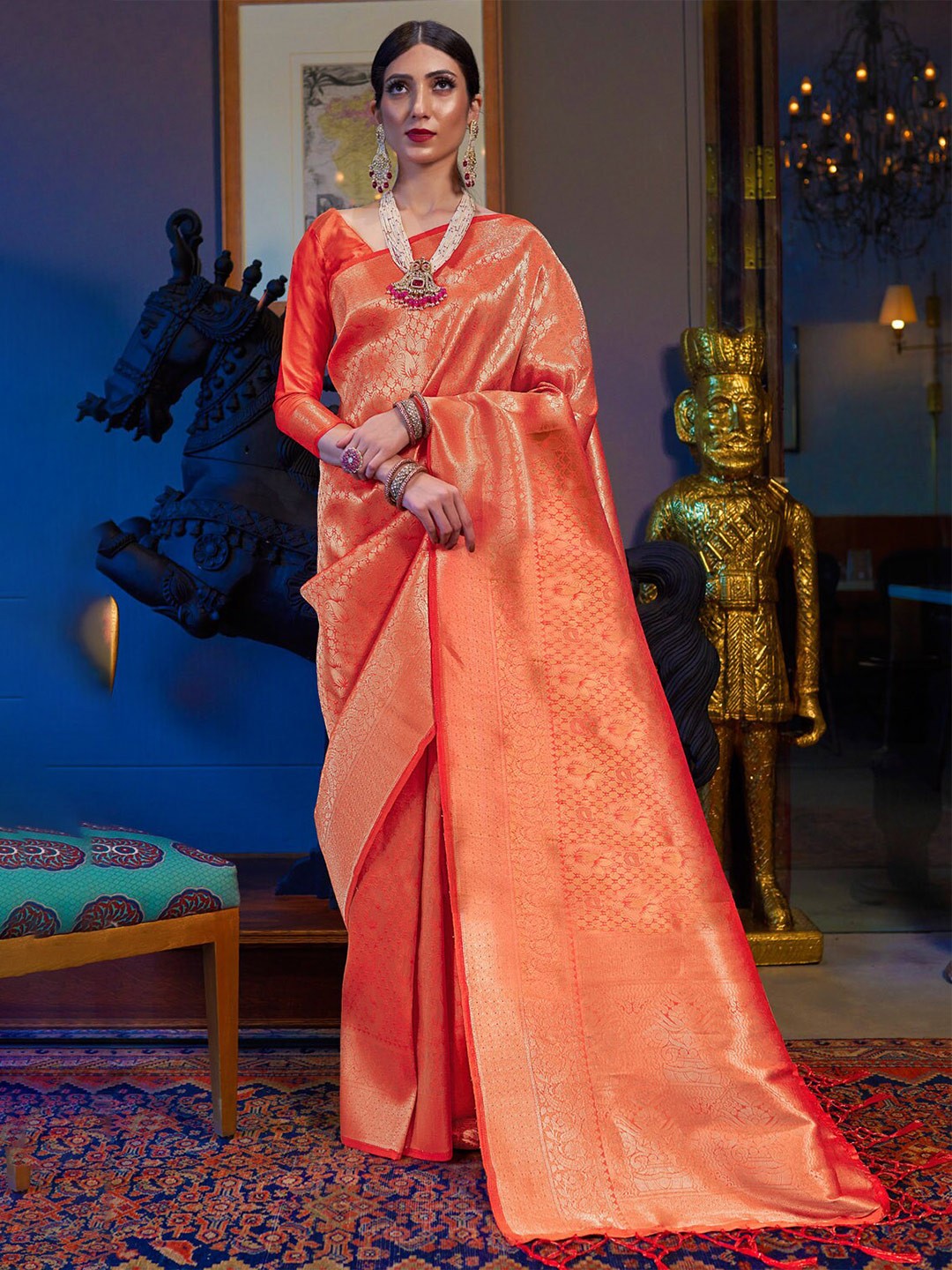 

DEVATITHI Ethnic Motifs Woven Design Zari Kanjeevaram Saree, Orange