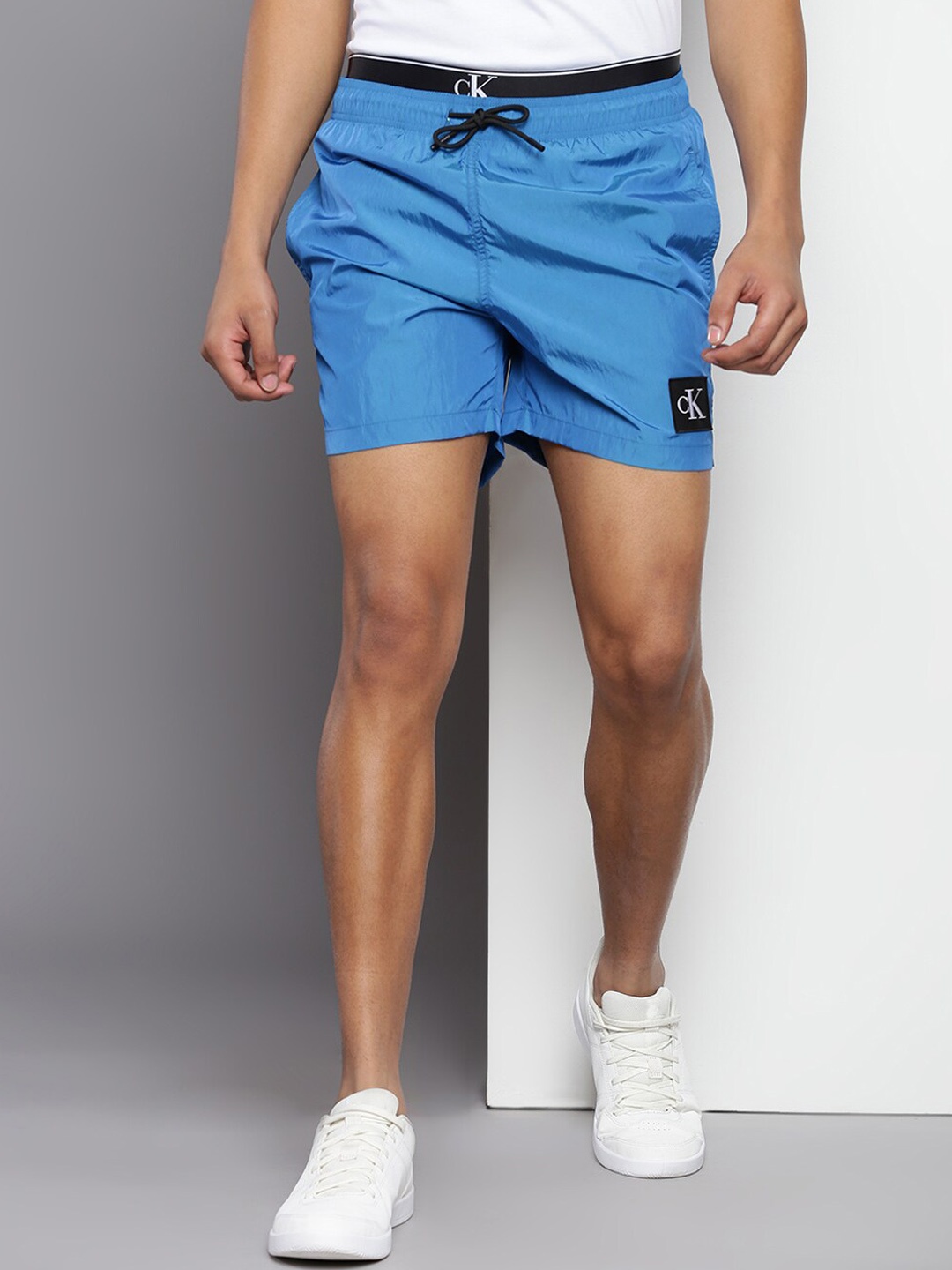 

Calvin Klein Men Mid-Rise Shorts, Blue