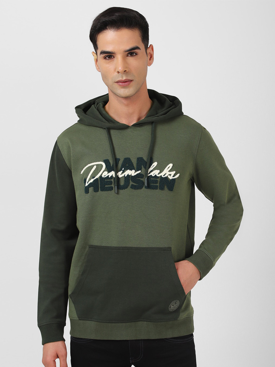 

VAN HEUSEN DENIM LABS Typography Printed Hooded Sweatshirt, Olive