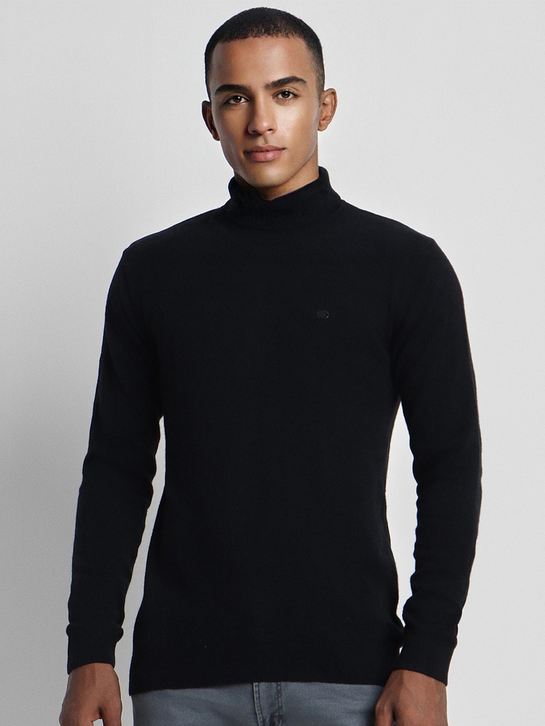 

Peter England Casuals Turtle Neck Pullover, Black