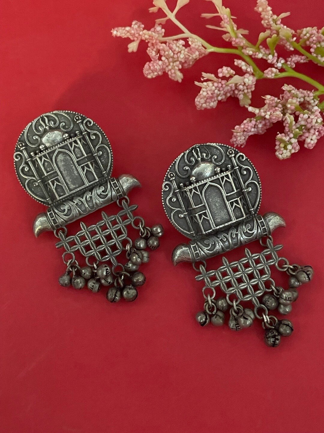 

Digital Dress Room Silver-Plated Classic Oxidized Drop Earrings