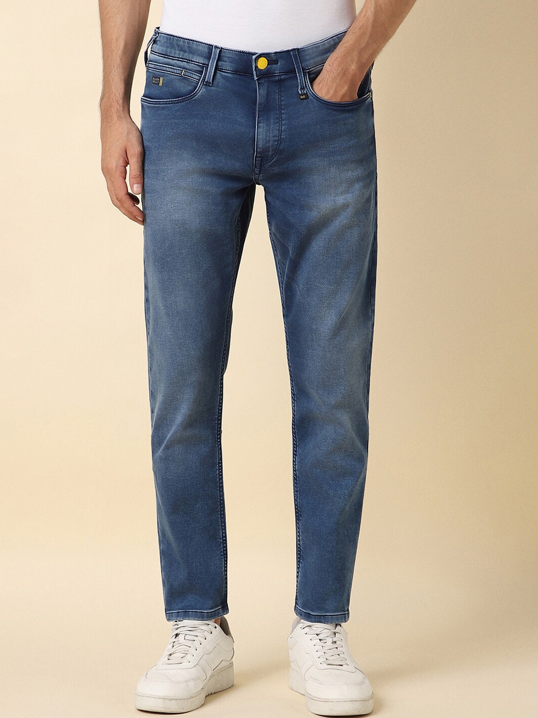 

Allen Solly Men Slim Fit Light Fade Clean Look Stretchable Jeans, Navy blue