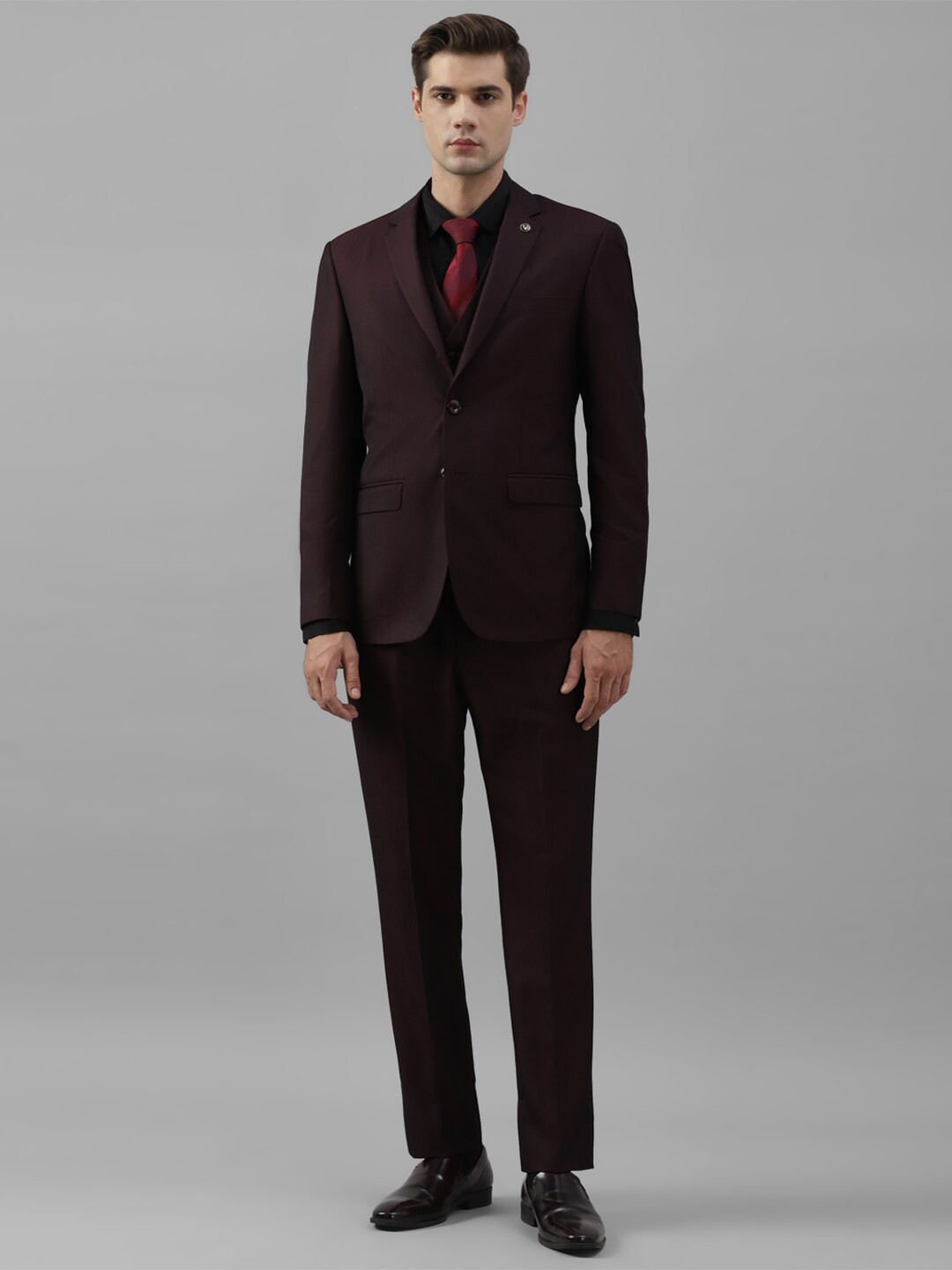 

Allen Solly Slim-Fit Single-Breasted Three-Piece Formal Suit, Brown