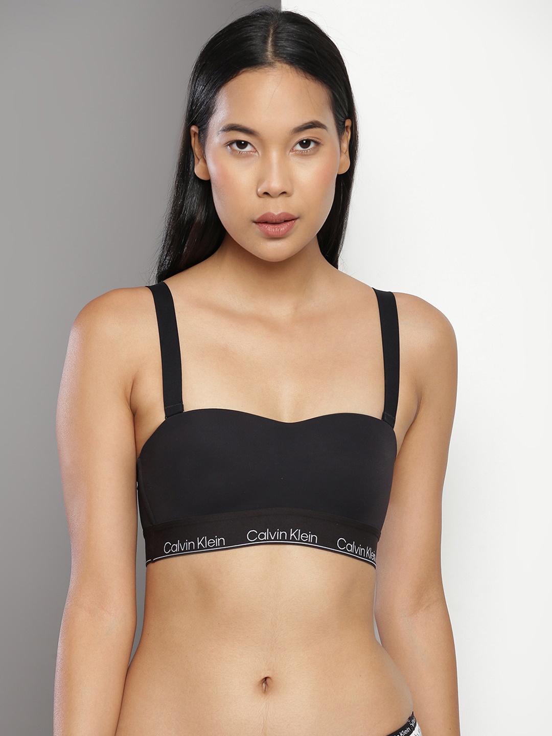 

Calvin Klein Medium Coverage Lightly Padded Workout Bra With All Day Comfort, Black