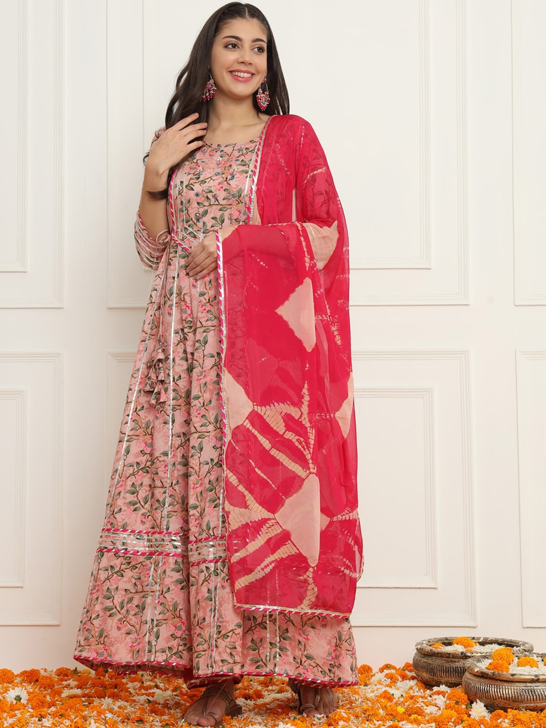 

Meeranshi Floral Printed Panelled Gotta Patti Kurta With Trousers & Dupatta, Pink