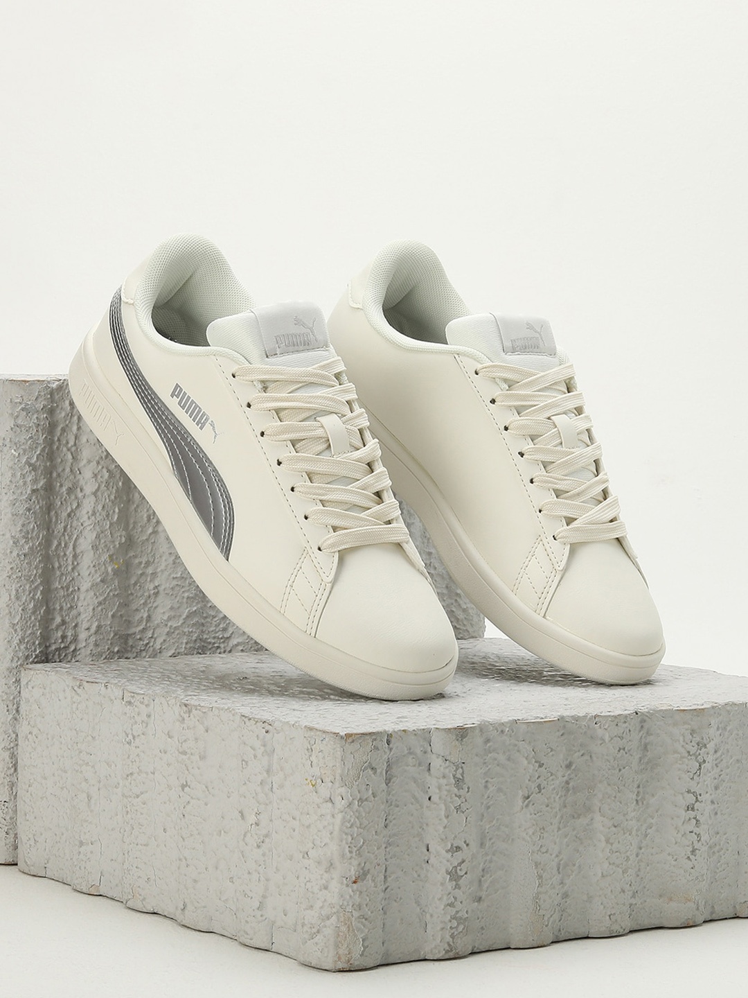 

Puma Women Whizzlite Warm Matte Sneakers, Off white