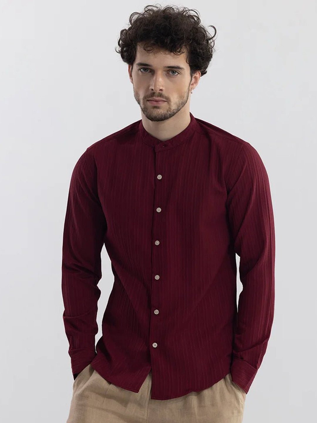

Snitch Maroon Textured Band Collar Classic Slim Fit Casual Shirt
