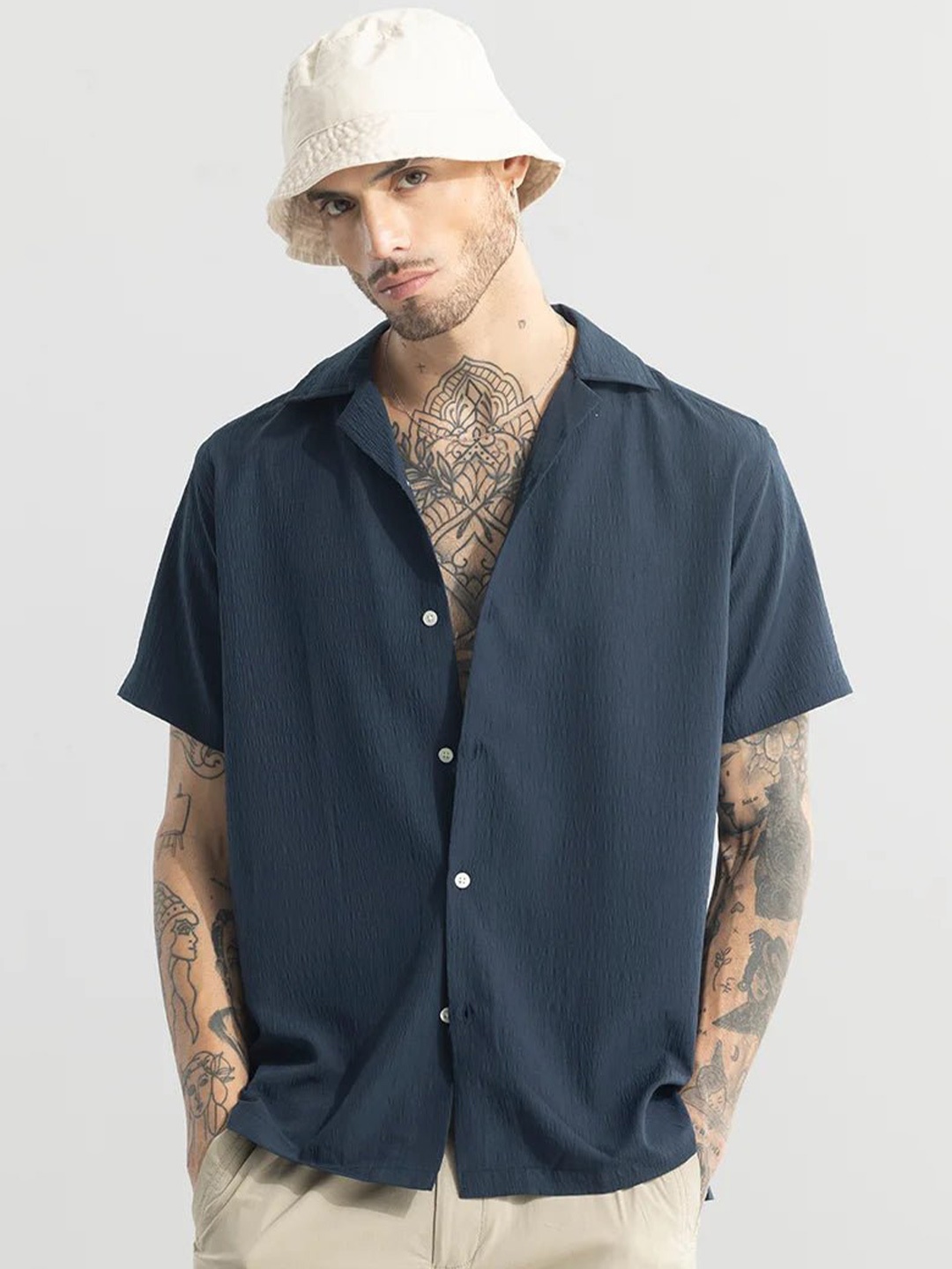 

Snitch Navy Blue Classic Oversized Self Design Short Sleeves Casual Shirt