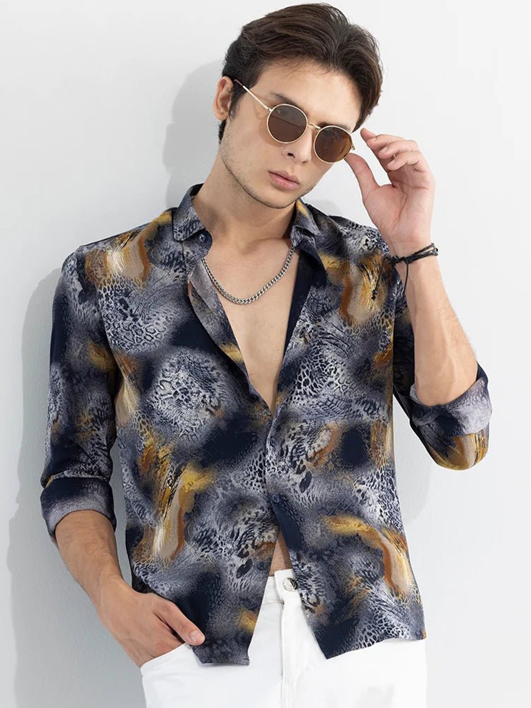 

Snitch Navy Blue Classic Abstract Printed Casual Shirt