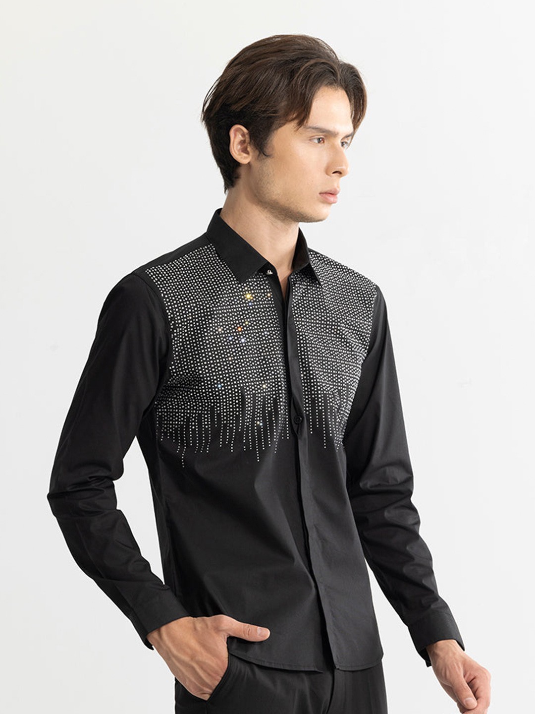 

Snitch Black Classic Slim Fit Embellished Pure Cotton Party Shirt