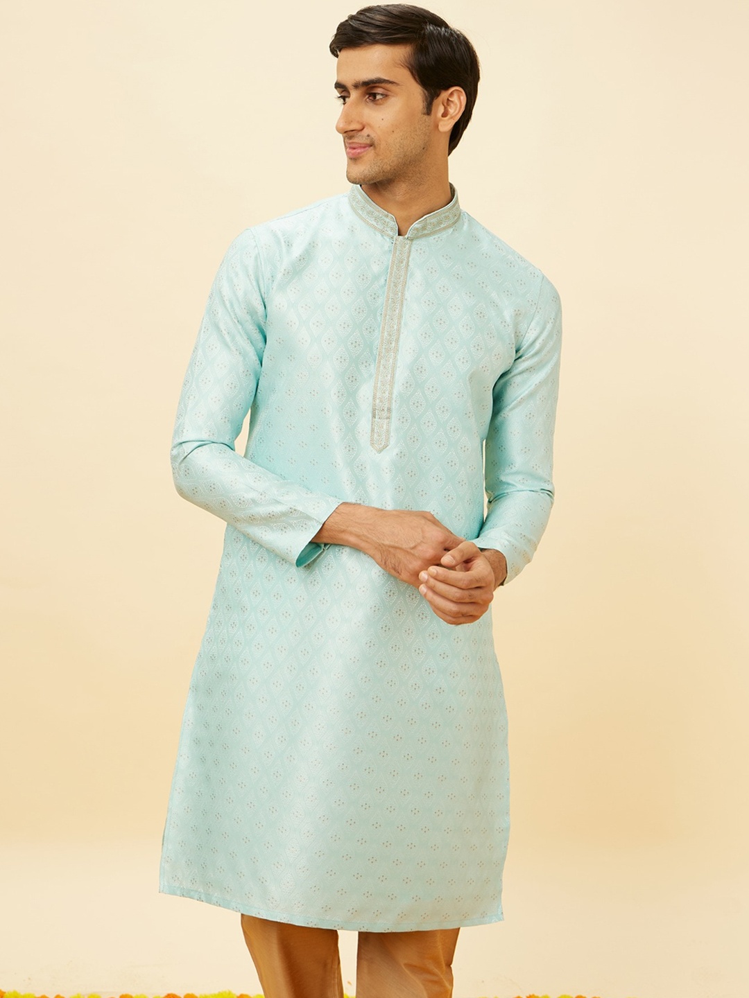 

Manyavar Geometric Self Design Straight Kurta with Churidar, Blue