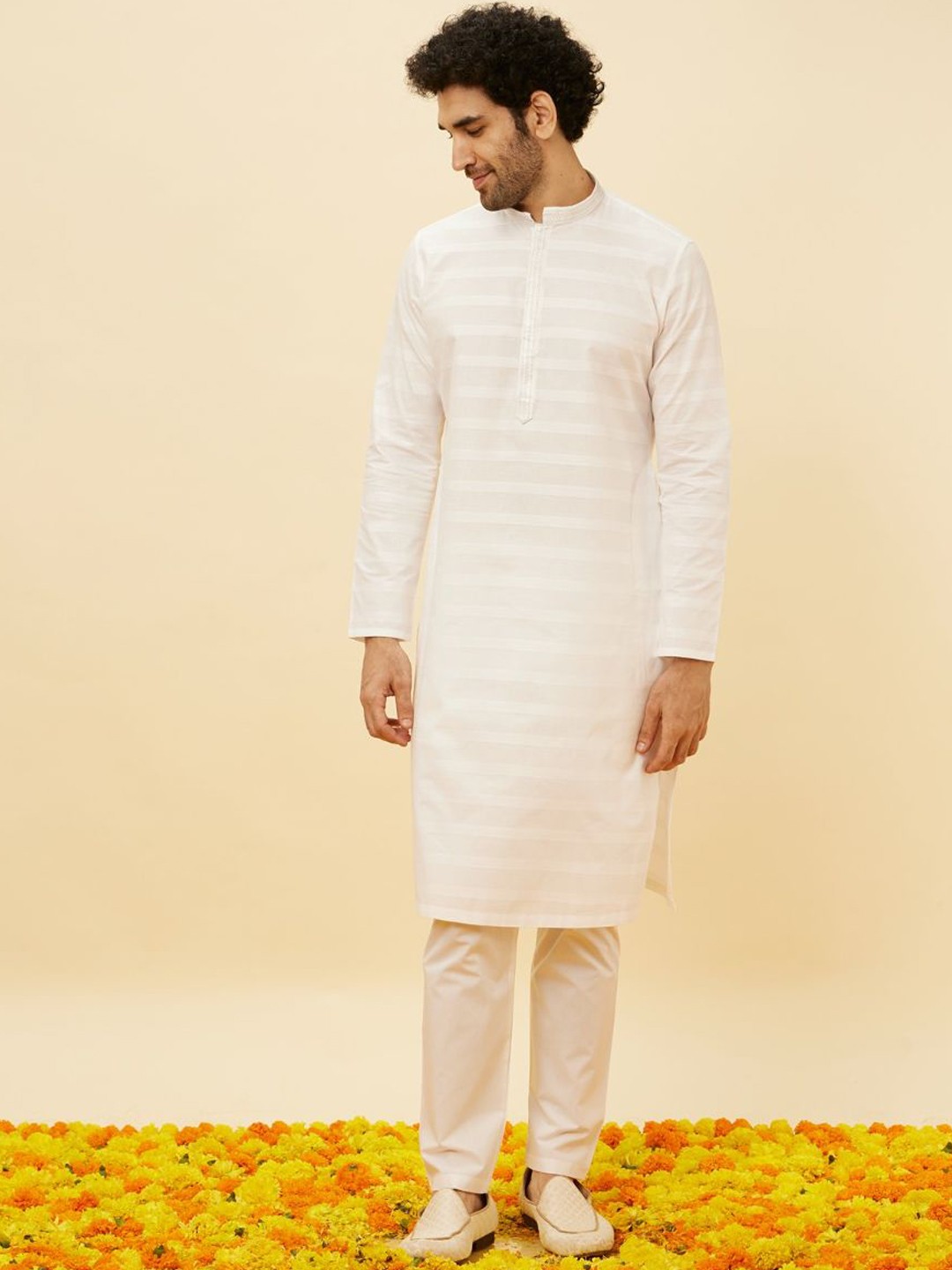 

Manyavar Striped Regular Kurta With Pyjamas, White