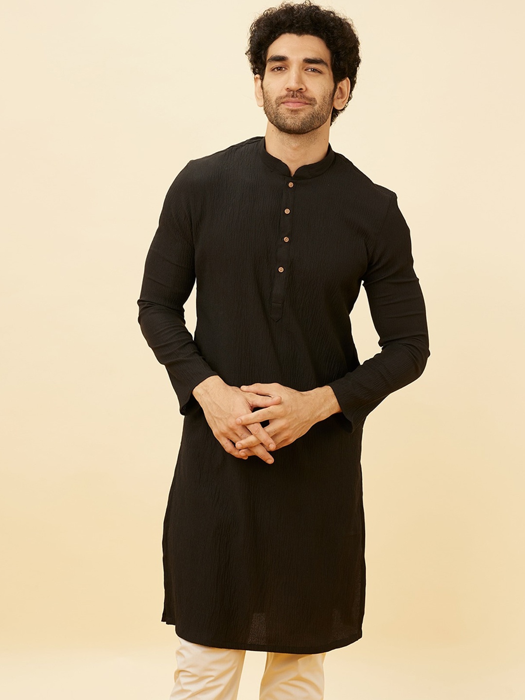 

Manyavar Mandarin Collar Long Sleeves Kurta with Pyjamas, Black