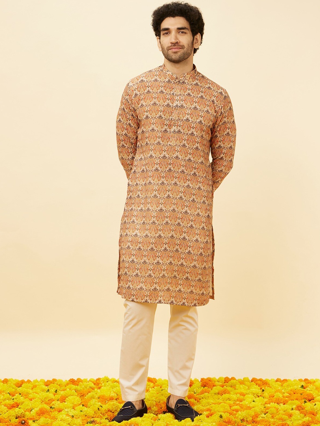 

Manyavar Ethnic Motifs Printed Regular Kurta With Pyjamas, Rust