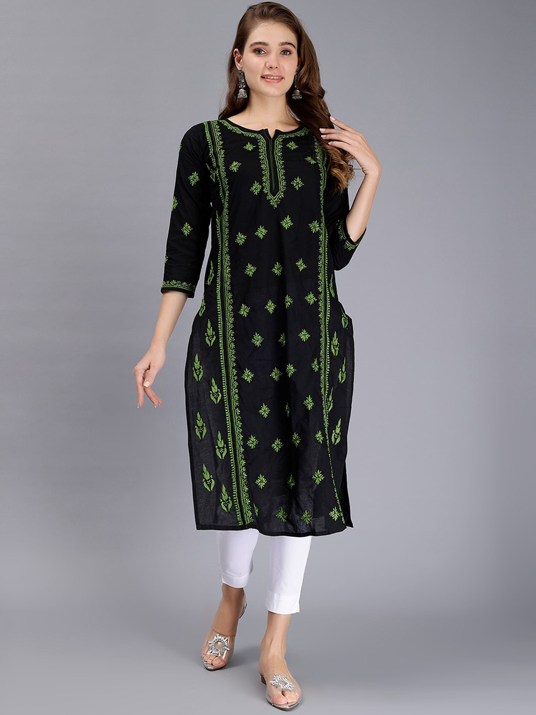 

Seva Chikan Floral Embroidered Lucknowi Chikankari Cotton Kurta, Black