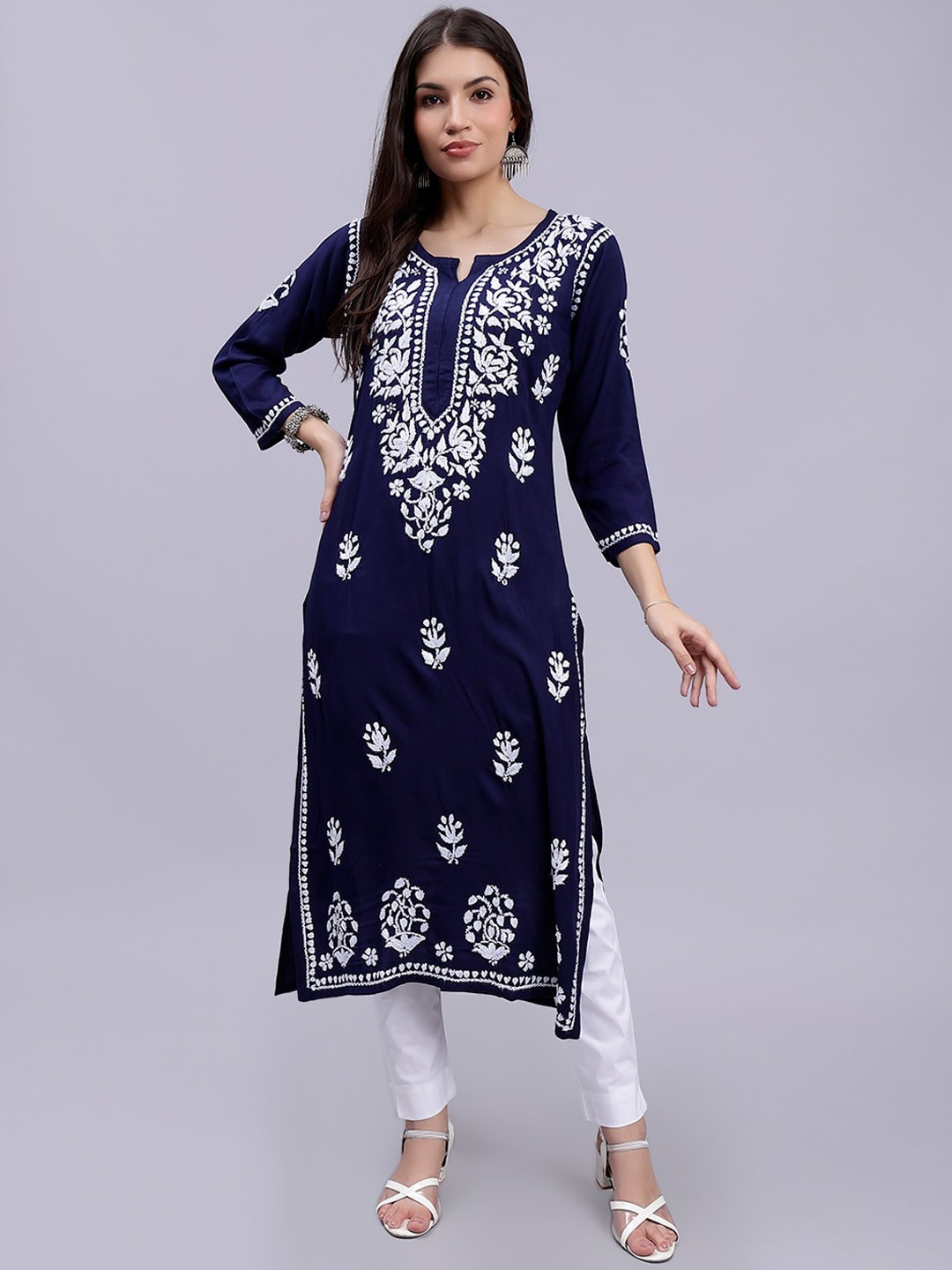 

Seva Chikan Ethnic Motifs Embroidered Chikankari Kurta, Navy blue