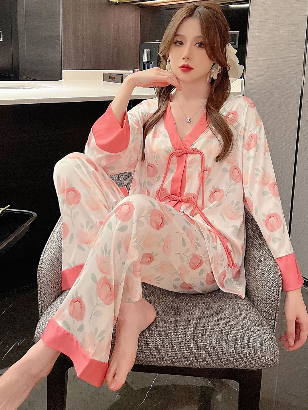 

LULU & SKY Floral Printed Satin Night suit, Pink