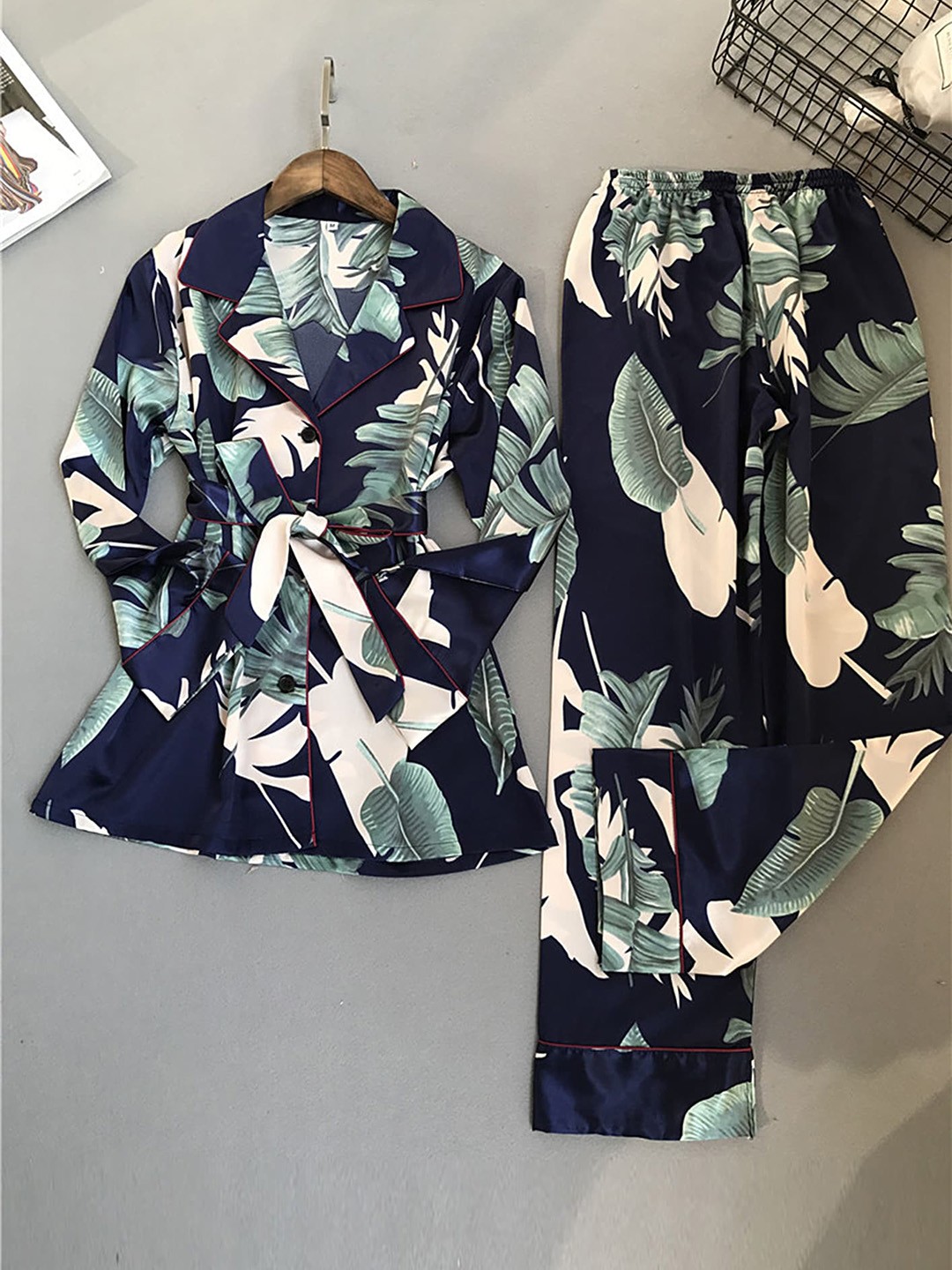 

LULU & SKY Women Blue Night suit