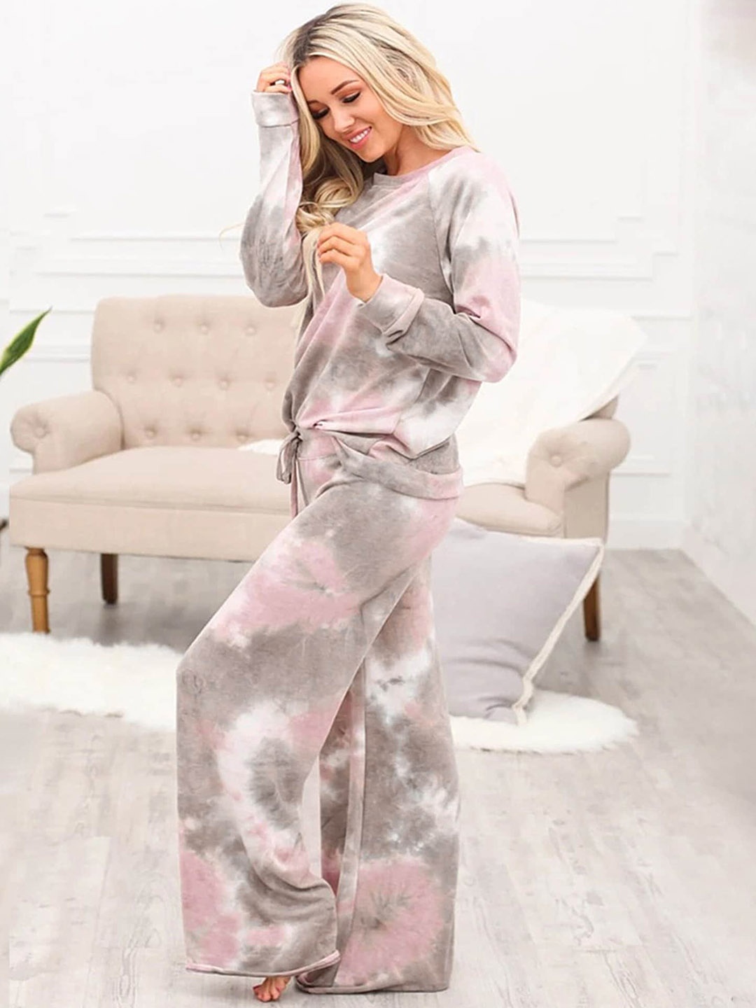 

LULU & SKY Tie & Dye Night Suit, Pink