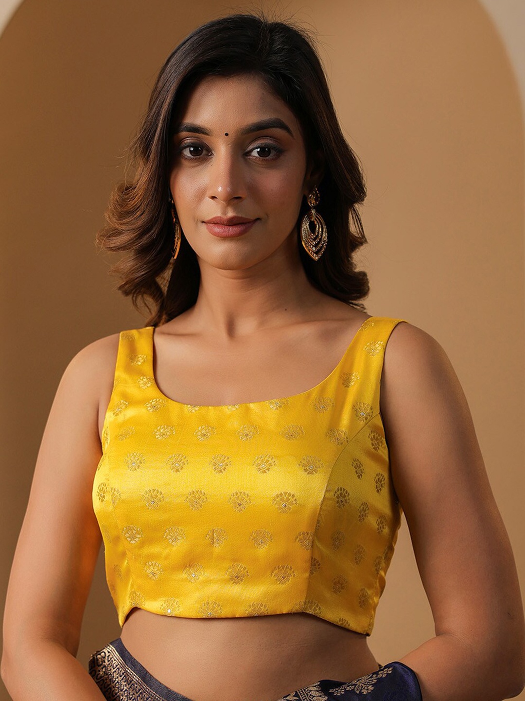 

KARAGIRI Woven Design Round Neck Saree Blouse, Yellow