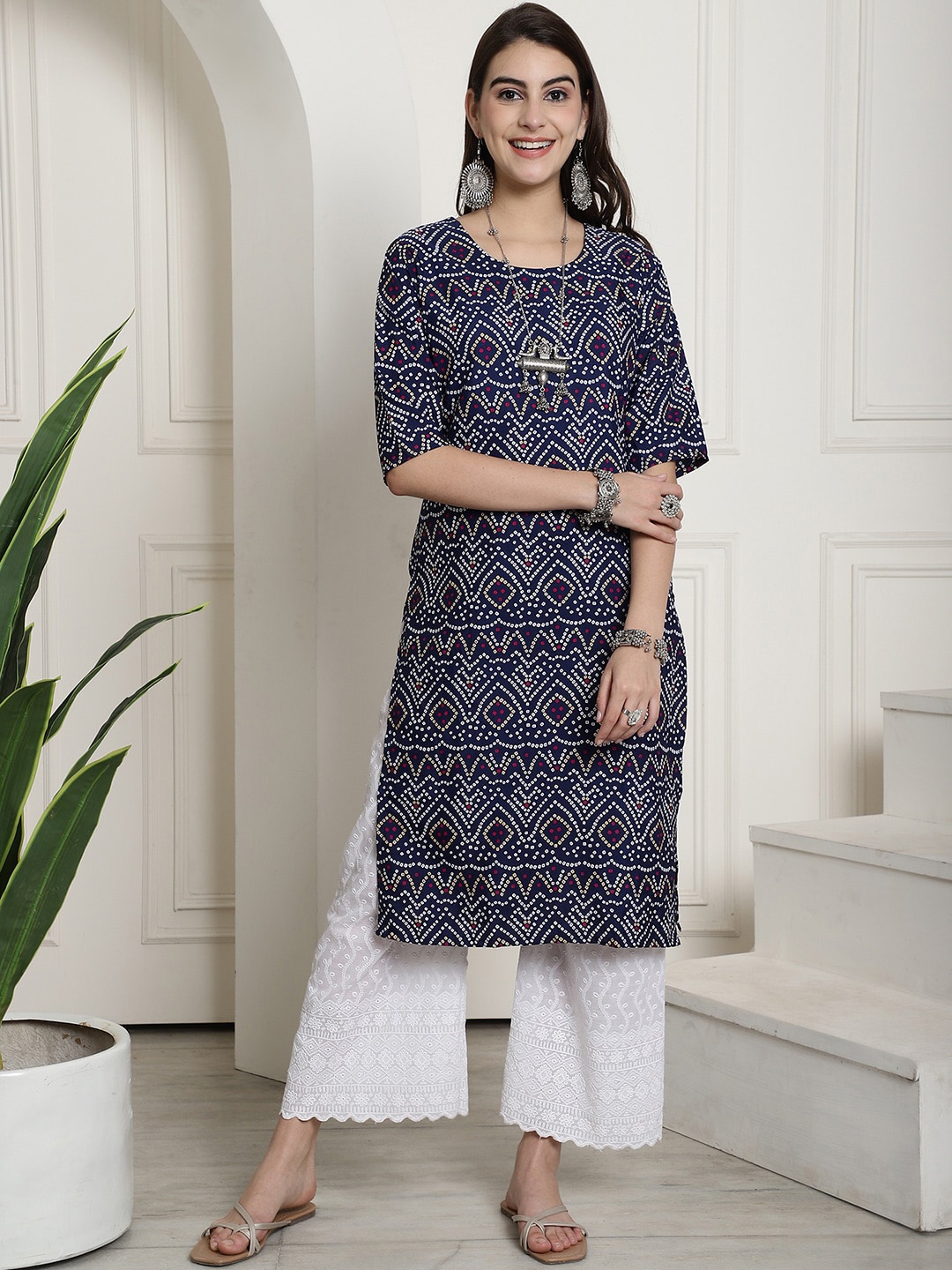 

7Threads Bandhani Printed Round Neck Short Sleeves Crepe Straight Kurta, Blue