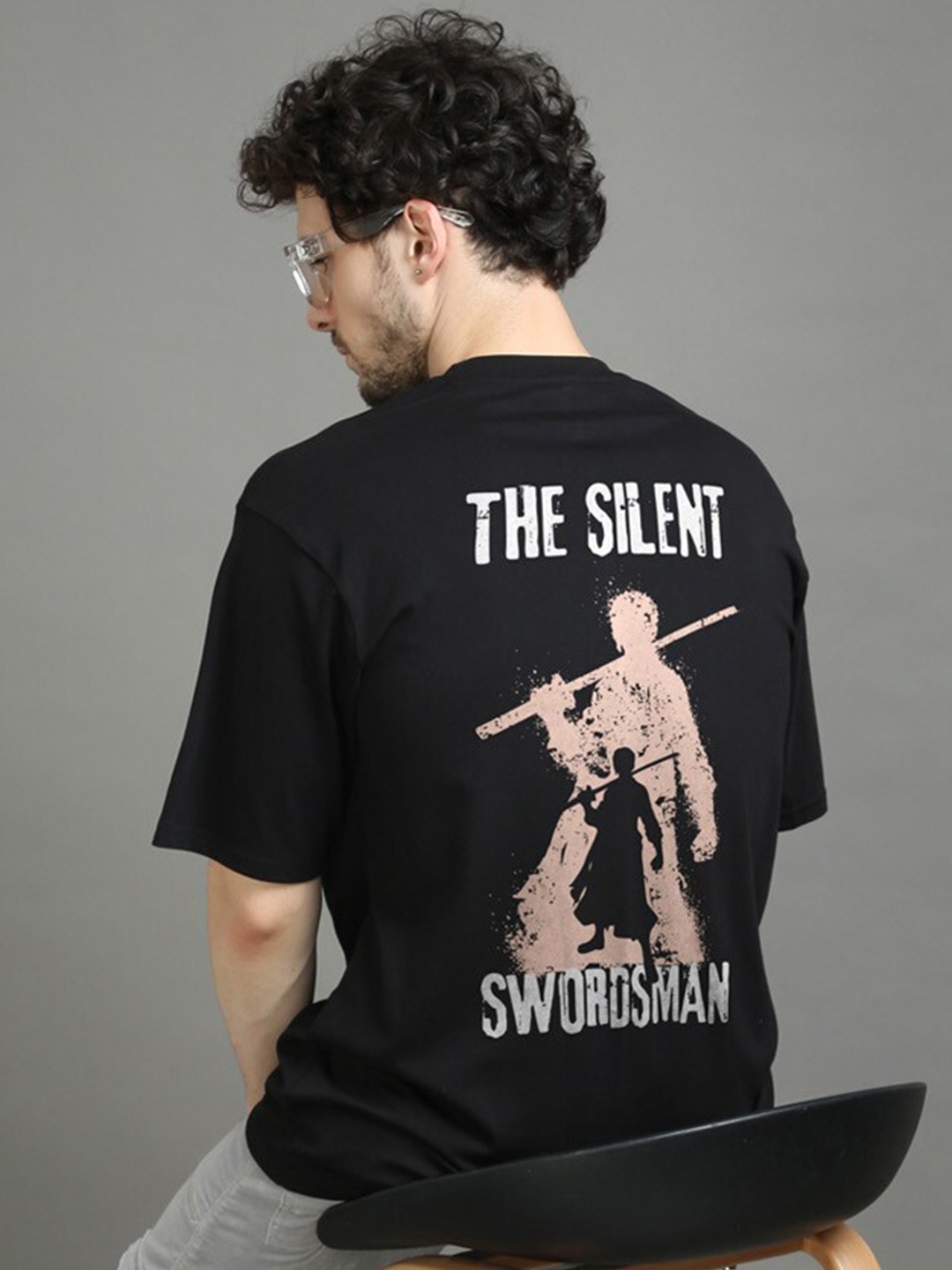 

Bushirt The Silent Swordsman Printed Oversized Pure Cotton T-Shirt, Black