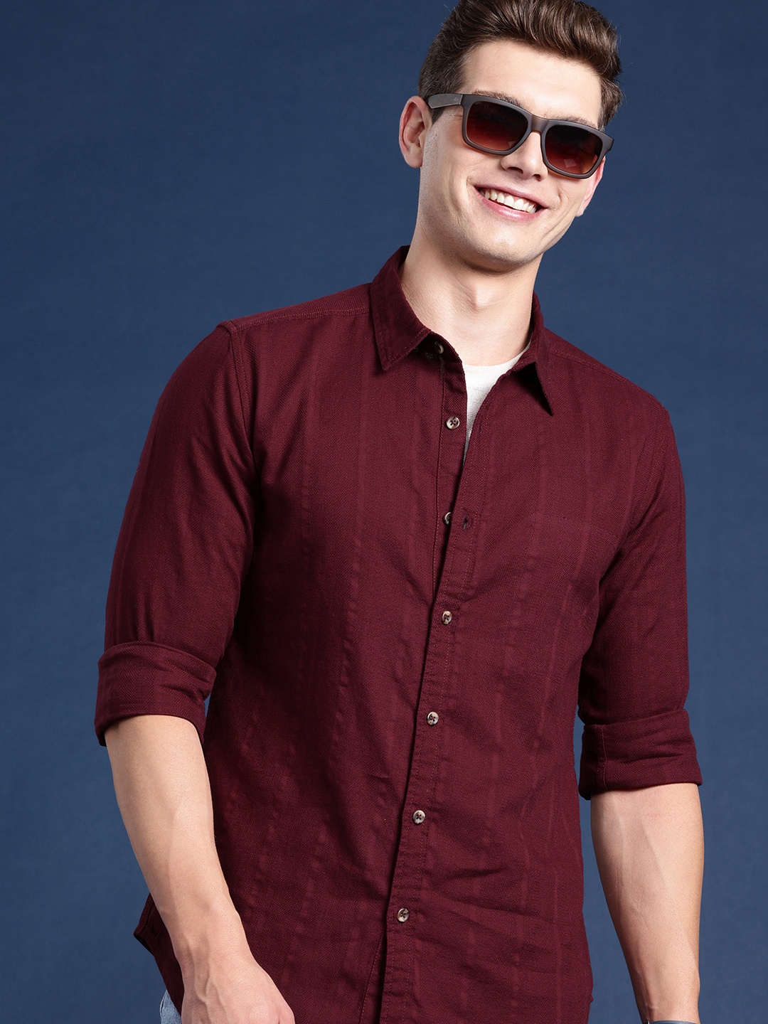 

Mast & Harbour Men Regular Fit Self Design Casual Shirt, Maroon