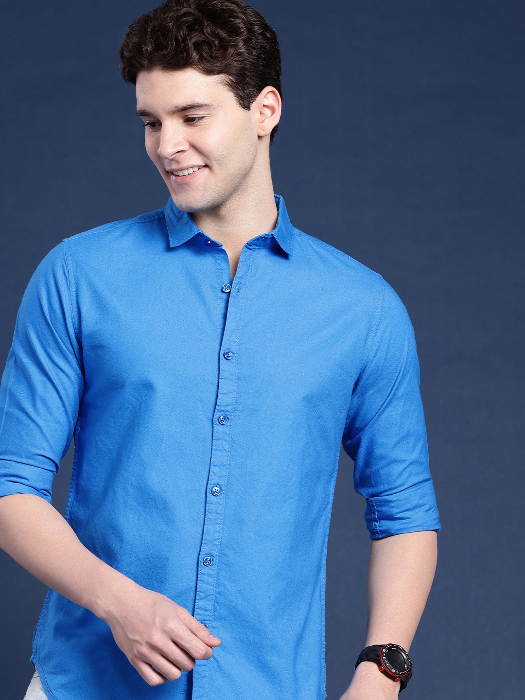 

Mast & Harbour Men Solid Casual Shirt, Blue