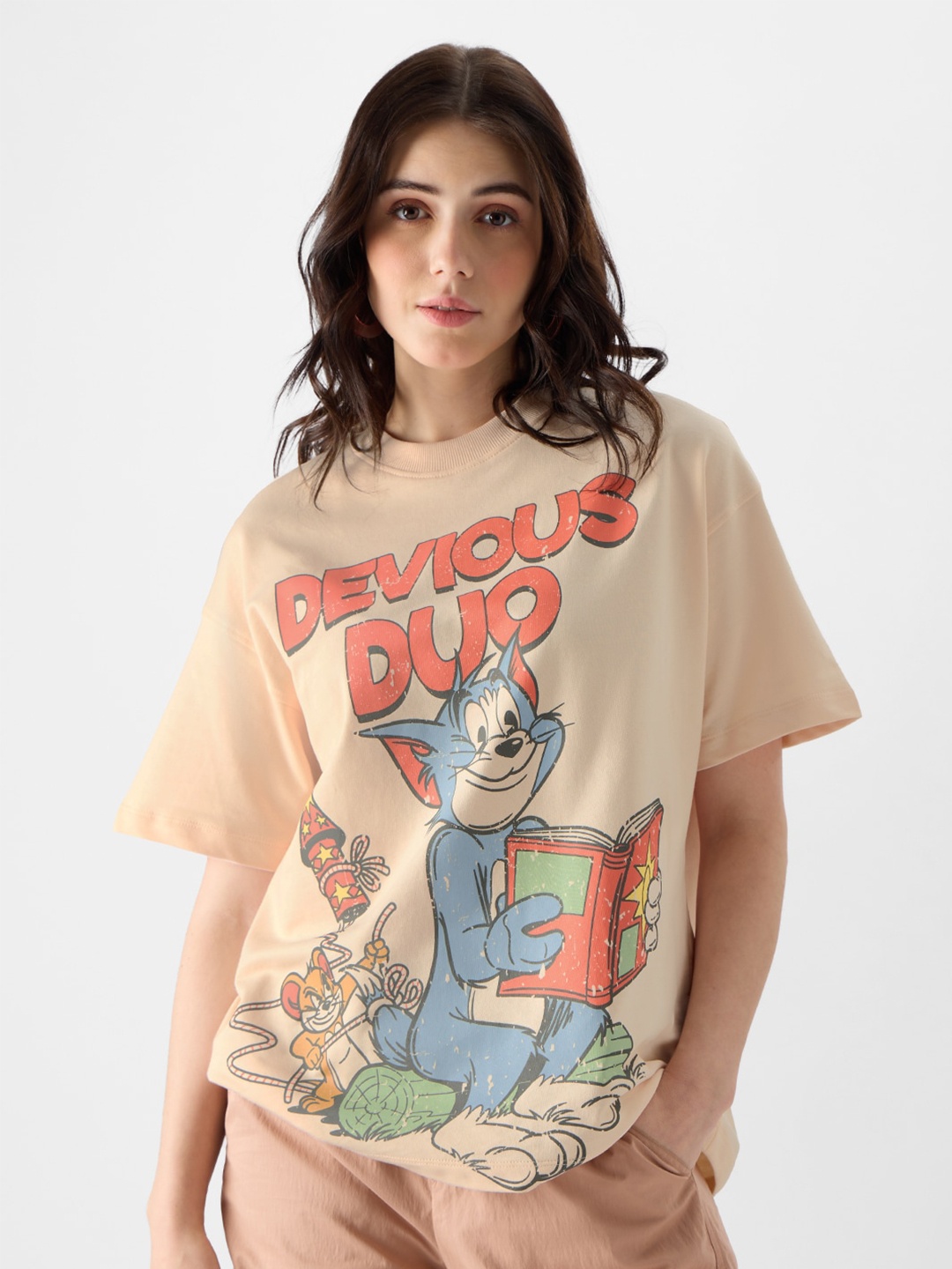 

The Souled Store Off White Tom & Jerry Printed Pure Cotton Oversized T-shirt