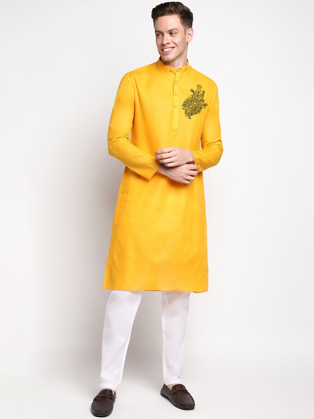 

DEVOILER Ethnic Motifs Printed Mandarin Collar Long Sleeves Straight Kurta, Yellow