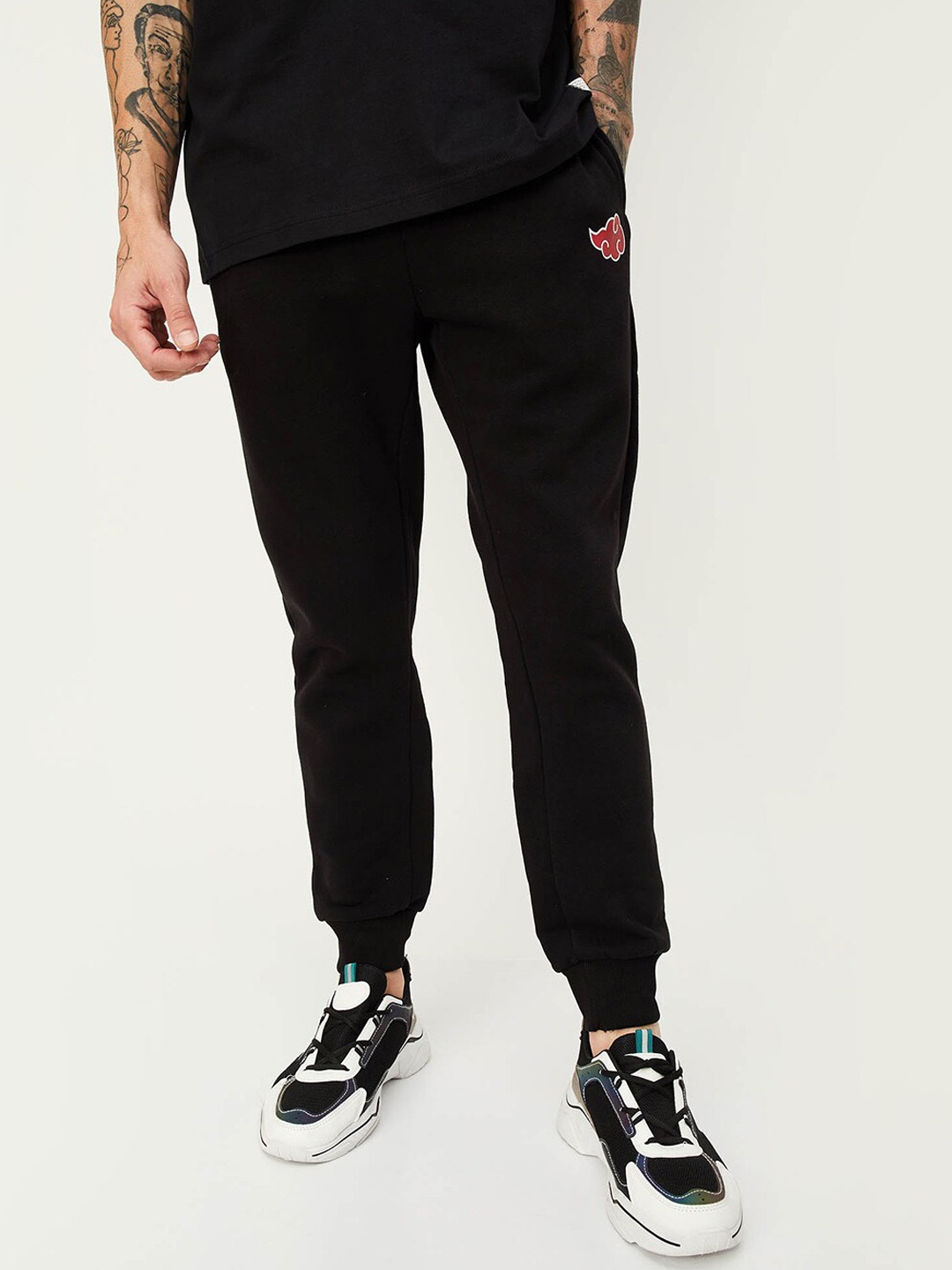 

max Men Regular Fit Mid-Rise Pure Cotton Joggers, Black