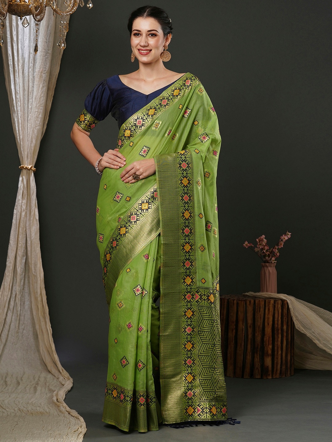 

Anouk Green Ethnic Motifs Woven Design Silk Cotton Banarasi Saree