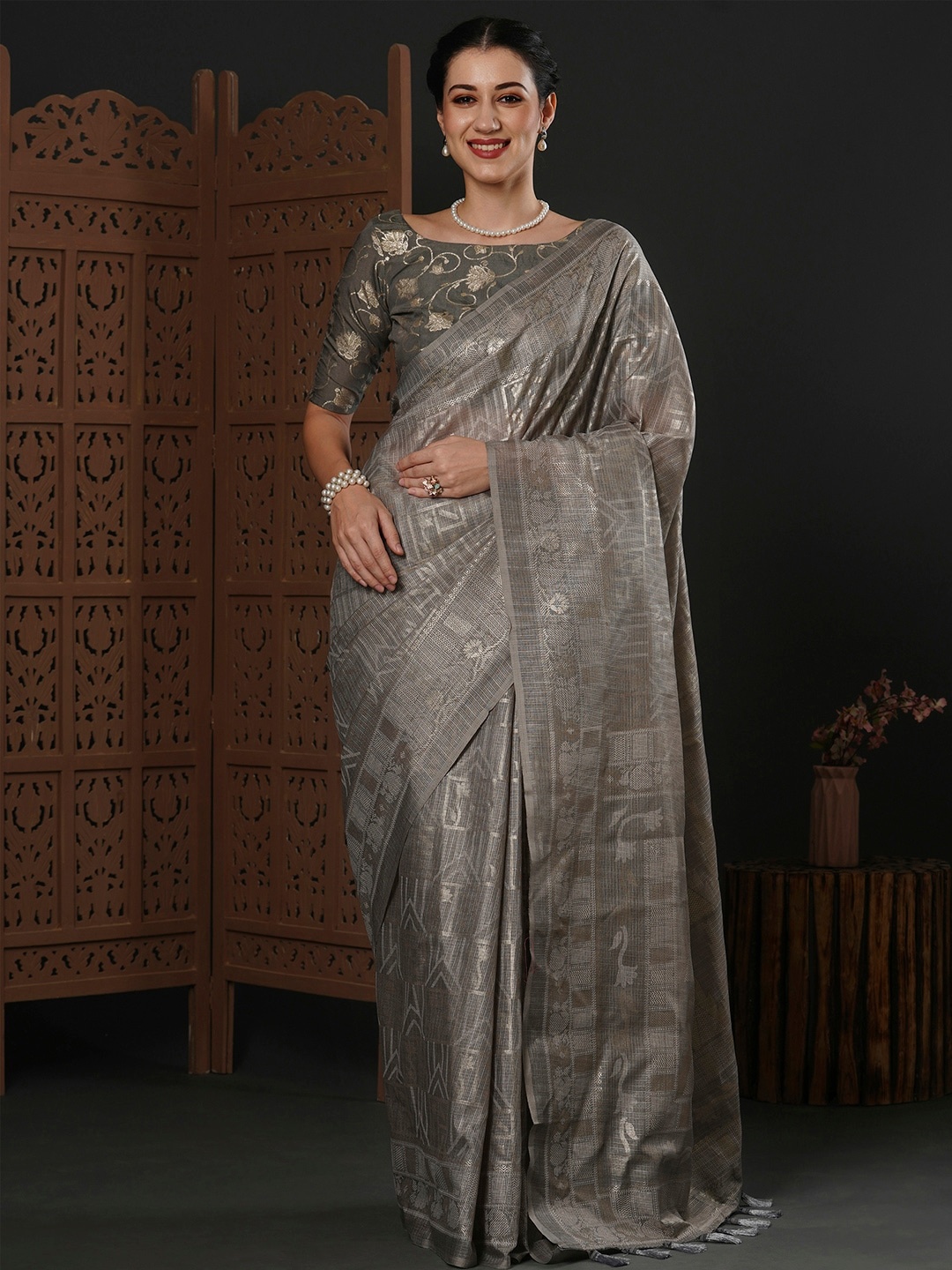 

Anouk Grey Ethnic Motifs Printed Zari Saree