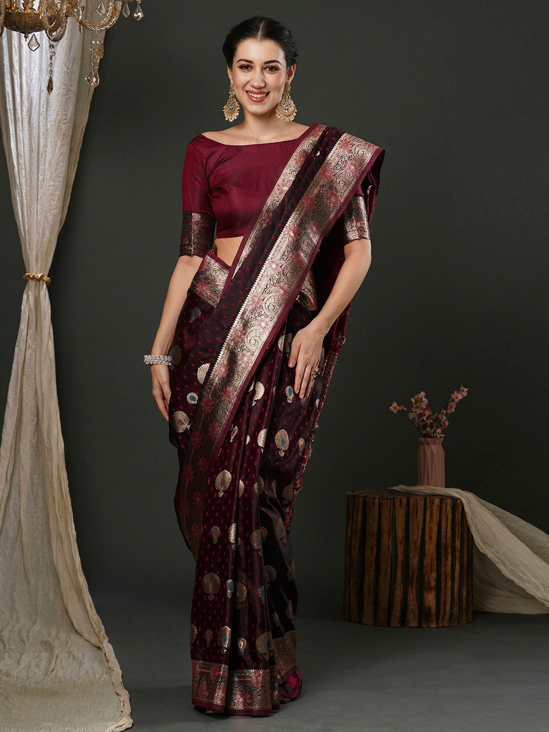 

Anouk Ethnic Motifs Woven Design Banarasi Saree, Magenta