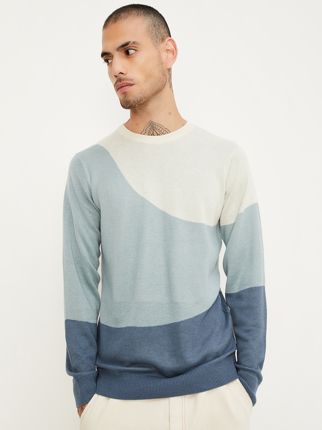 

max Colourblocked Round Neck Pullover, Blue