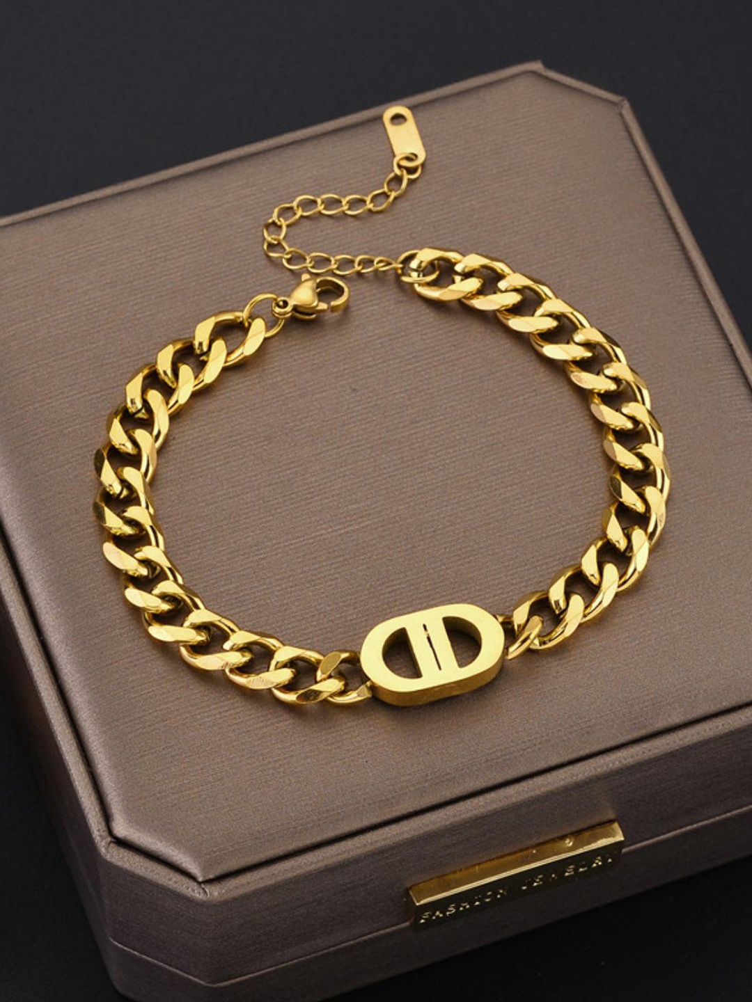

MYKI Cubic Zirconia Gold-Plated Link Bracelet