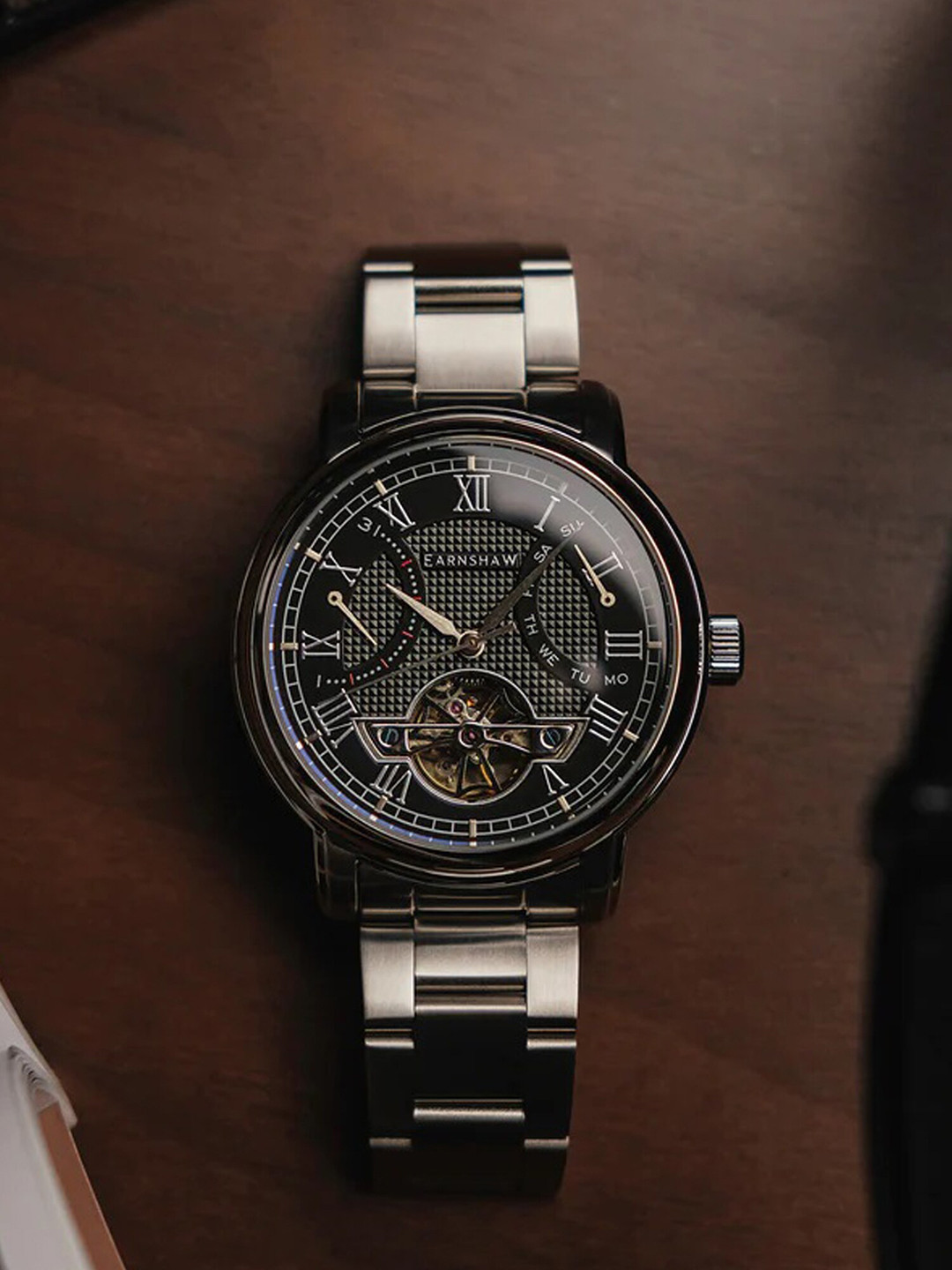 

EARNSHAW Men Stainless Steel Bracelet Style Analogue Automatic Motion Watch ES-8169-11, Black