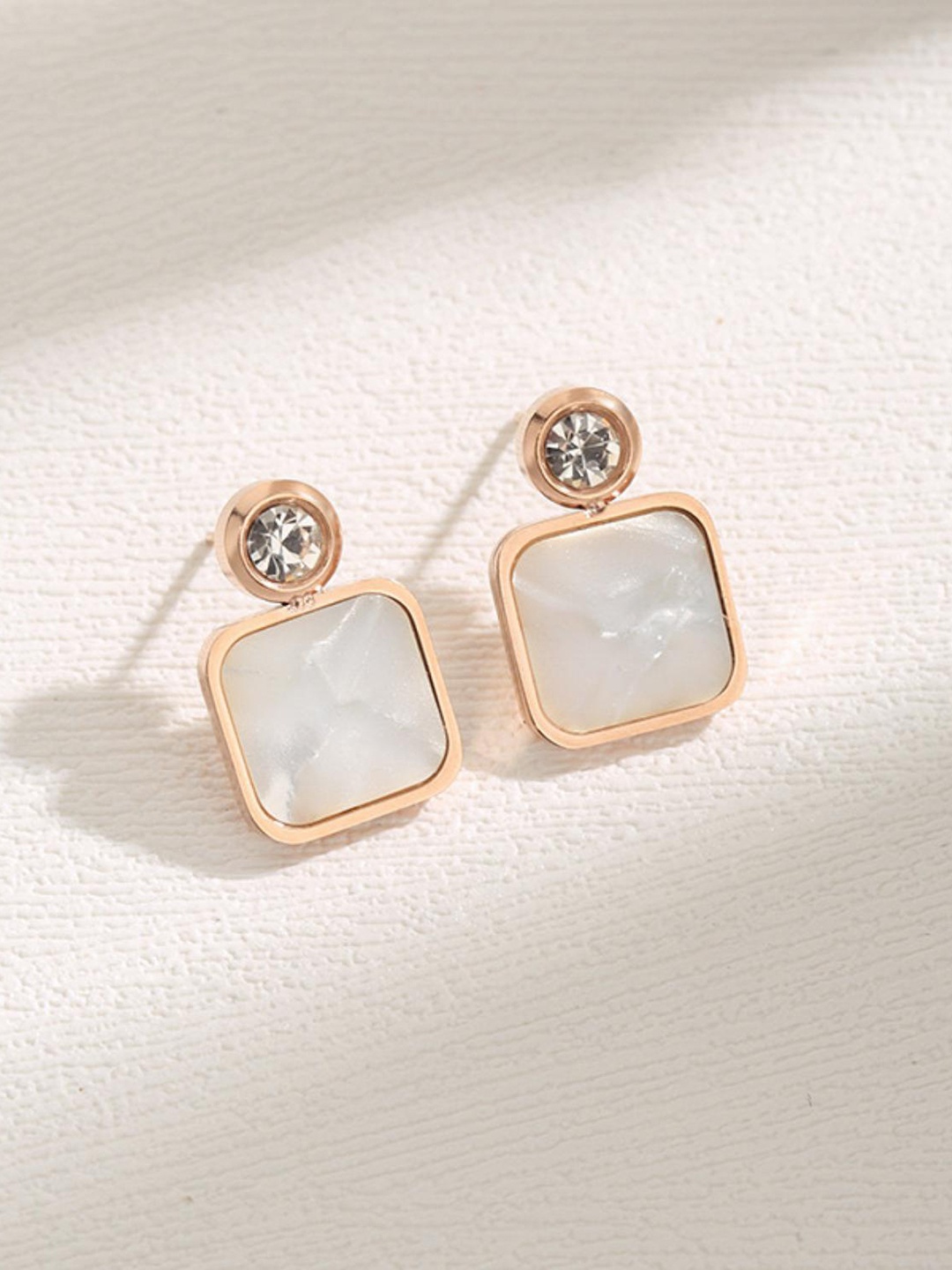 

MYKI Rose Gold-Plated American Diamond-Studded Square Studs Earrings
