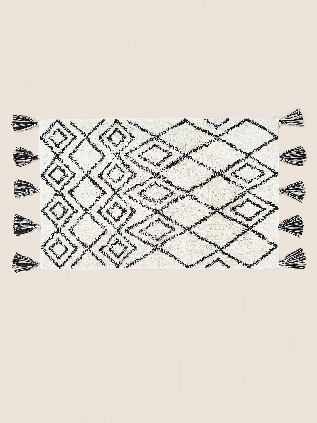 

Marks & Spencer Off White & Black Geometric Self Design Pure Cotton Floor Mat